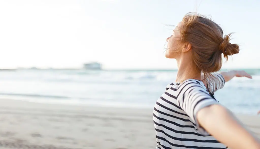 What Are the Symptoms of Eardrum Damage?