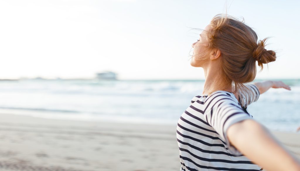 What Are the Symptoms of Eardrum Damage?